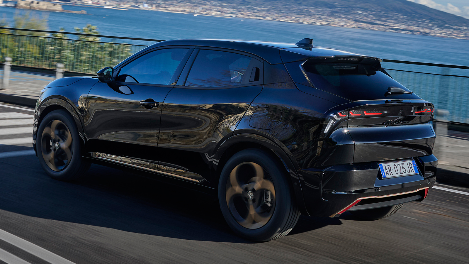 Alfa Romeo: Πρεμιέρα για τη νέα ειδική έκδοση Intensa 